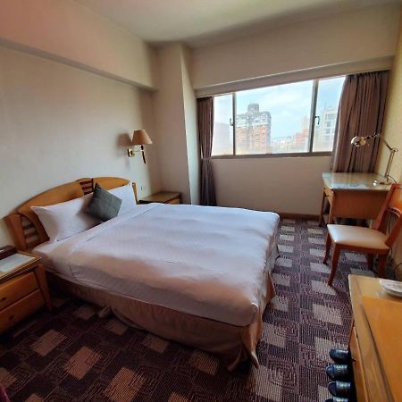 Berkeley Business Hotel Zhongzheng ซินจู๋ ภายนอก รูปภาพ