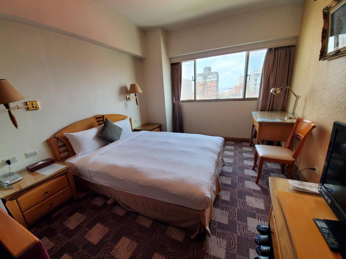 Berkeley Business Hotel Zhongzheng ซินจู๋ ภายนอก รูปภาพ