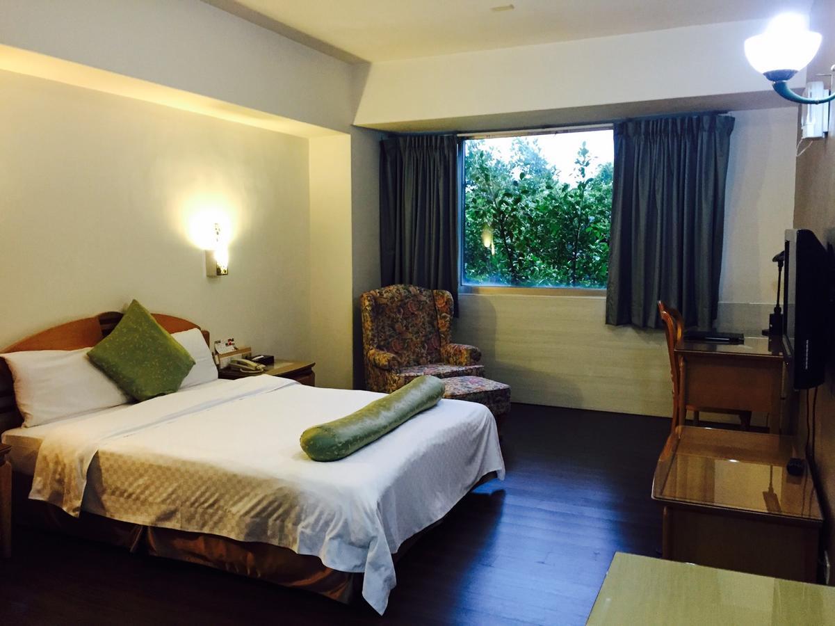 Berkeley Business Hotel Zhongzheng ซินจู๋ ภายนอก รูปภาพ