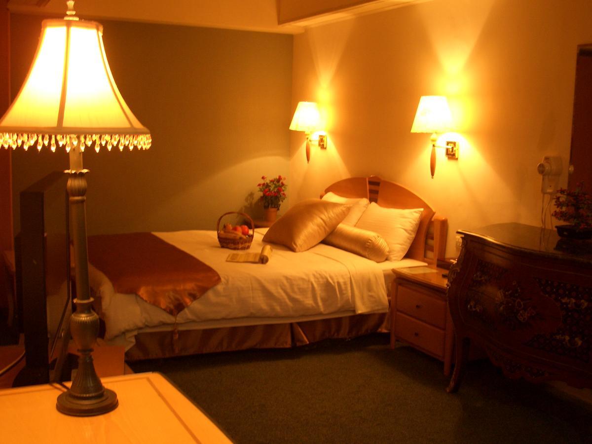 Berkeley Business Hotel Zhongzheng ซินจู๋ ภายนอก รูปภาพ