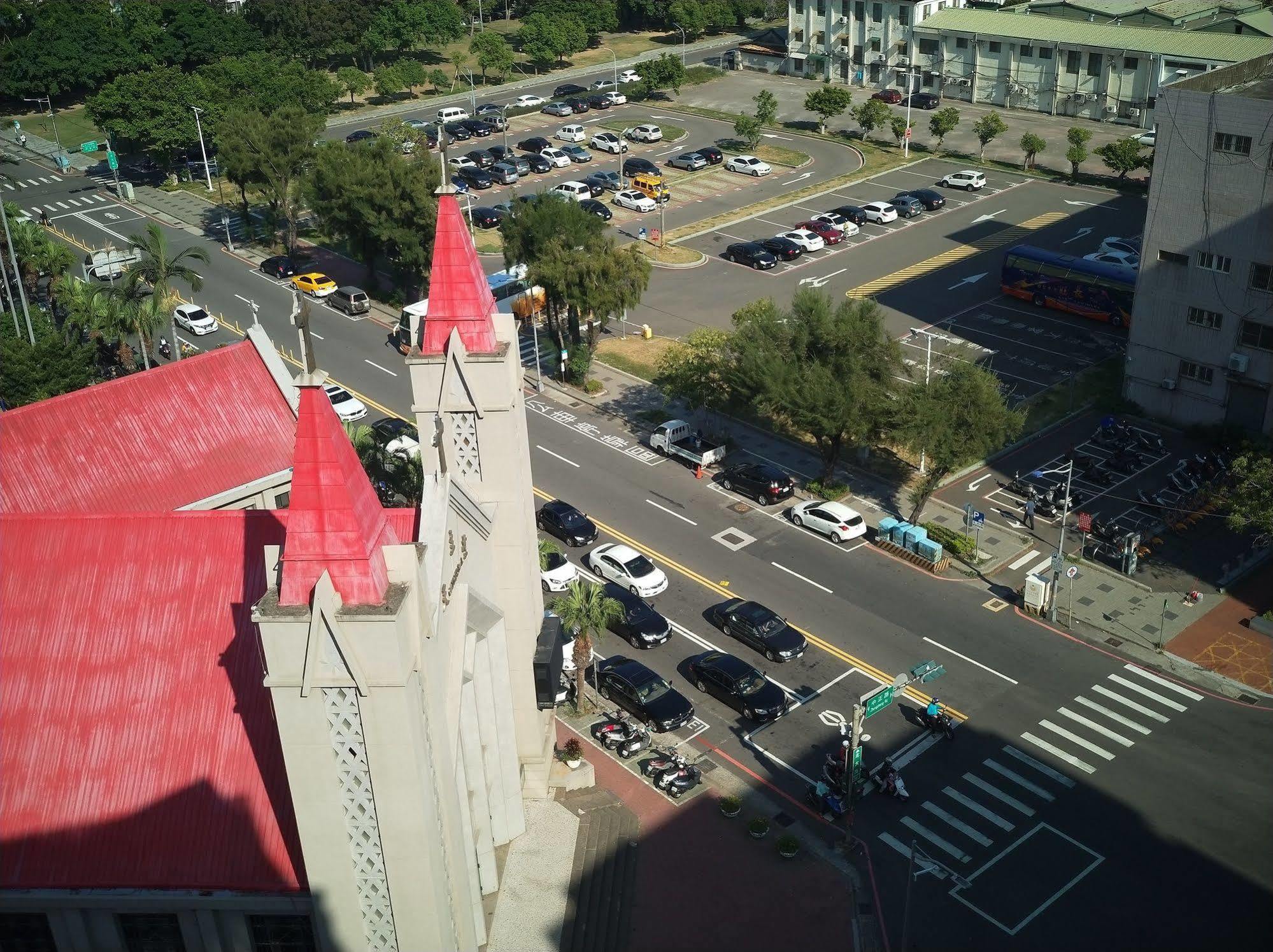 Berkeley Business Hotel Zhongzheng ซินจู๋ ภายนอก รูปภาพ