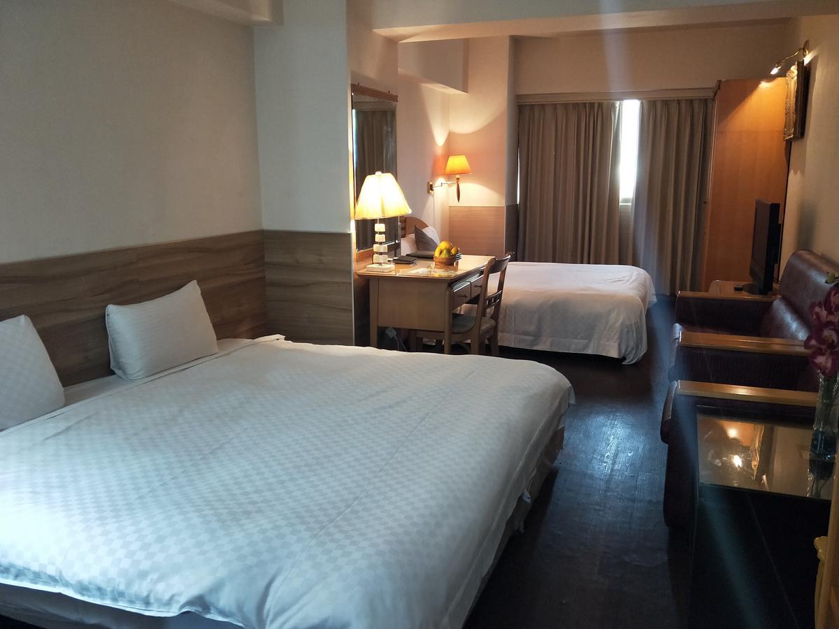 Berkeley Business Hotel Zhongzheng ซินจู๋ ภายนอก รูปภาพ