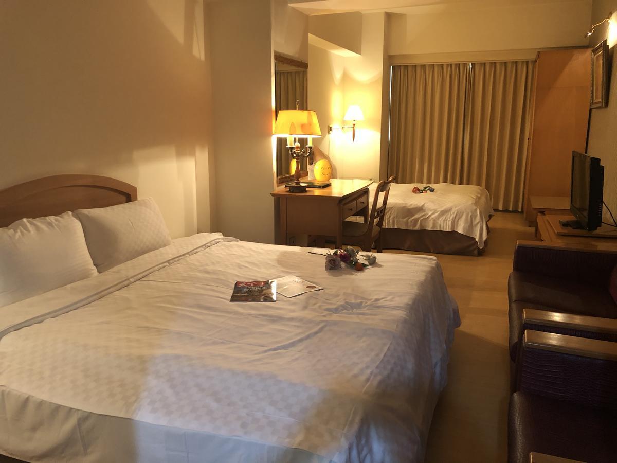 Berkeley Business Hotel Zhongzheng ซินจู๋ ภายนอก รูปภาพ